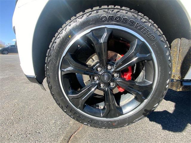 used 2024 Ford Expedition car, priced at $55,001