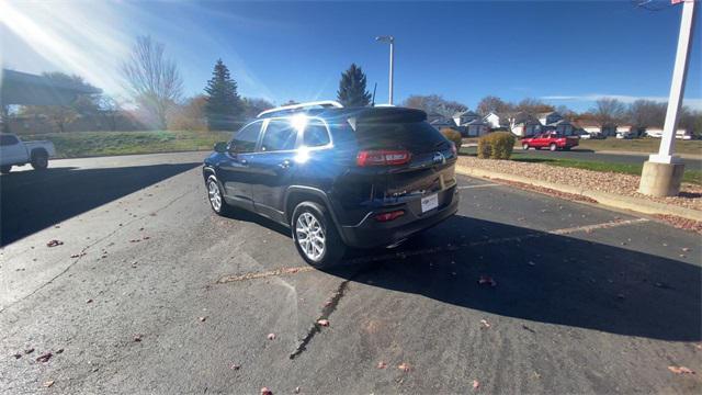 used 2018 Jeep Cherokee car, priced at $12,995