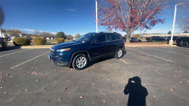 used 2018 Jeep Cherokee car, priced at $12,995