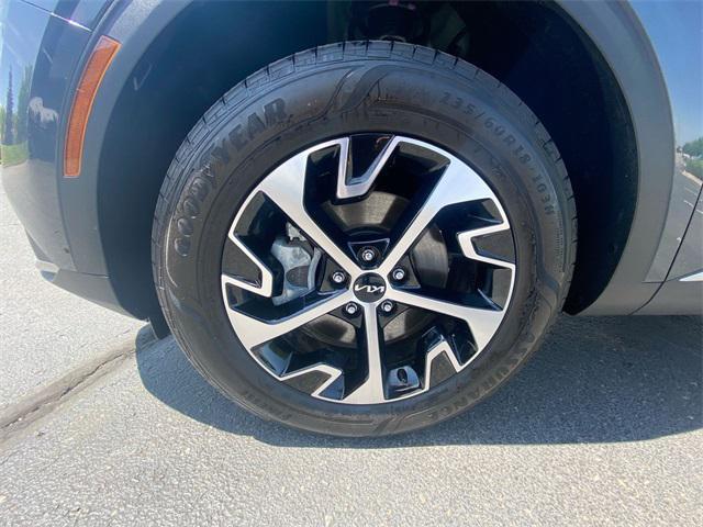 used 2024 Kia Sportage Hybrid car, priced at $31,385