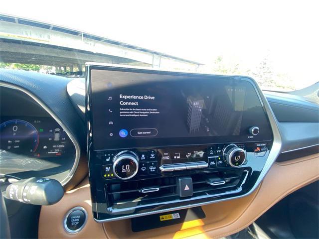 used 2024 Toyota Highlander car, priced at $47,595