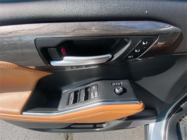 used 2024 Toyota Highlander car, priced at $47,595