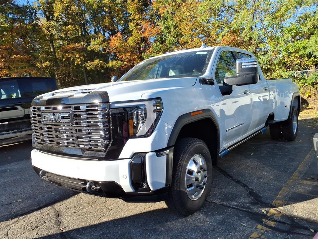 new 2026 GMC Sierra 3500 car, priced at $105,685