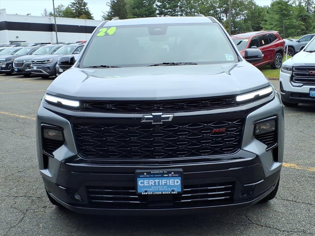 used 2024 Chevrolet Traverse car, priced at $46,973