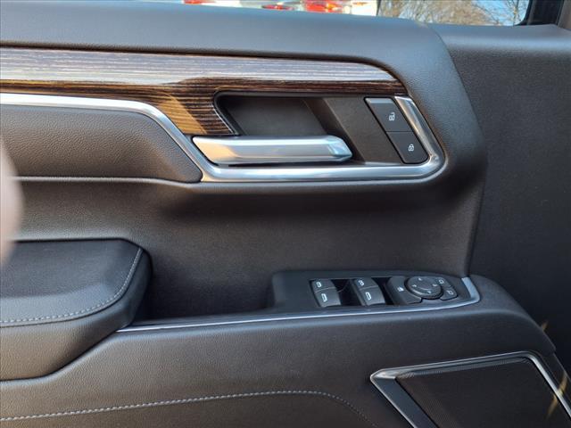 used 2023 GMC Sierra 1500 car, priced at $42,155