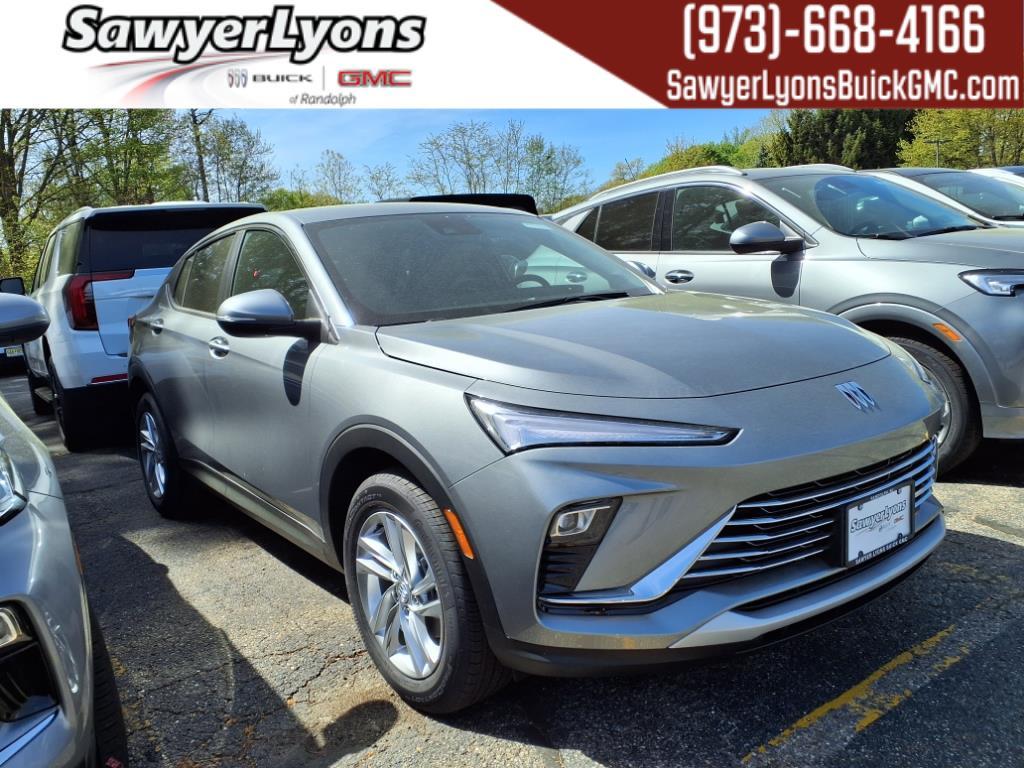 new 2025 Buick Envista car, priced at $27,280