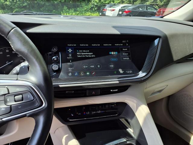 used 2023 Buick Envision car, priced at $25,806