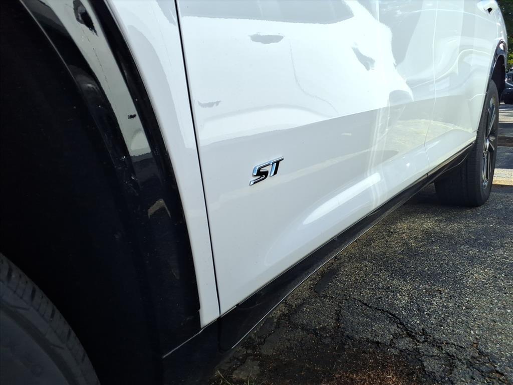 new 2026 Buick Enclave car, priced at $53,595