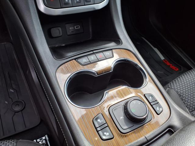 used 2022 GMC Acadia car, priced at $27,312