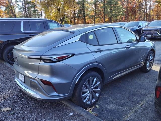 new 2025 Buick Envista car, priced at $31,285