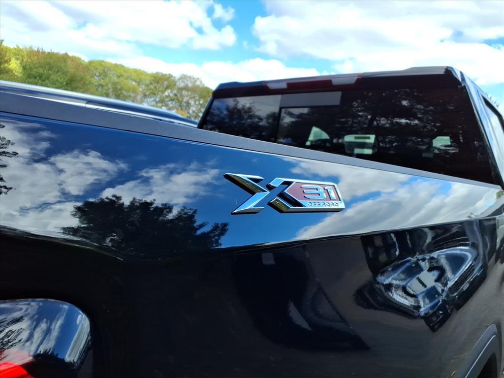 new 2026 GMC Sierra 1500 car, priced at $66,015