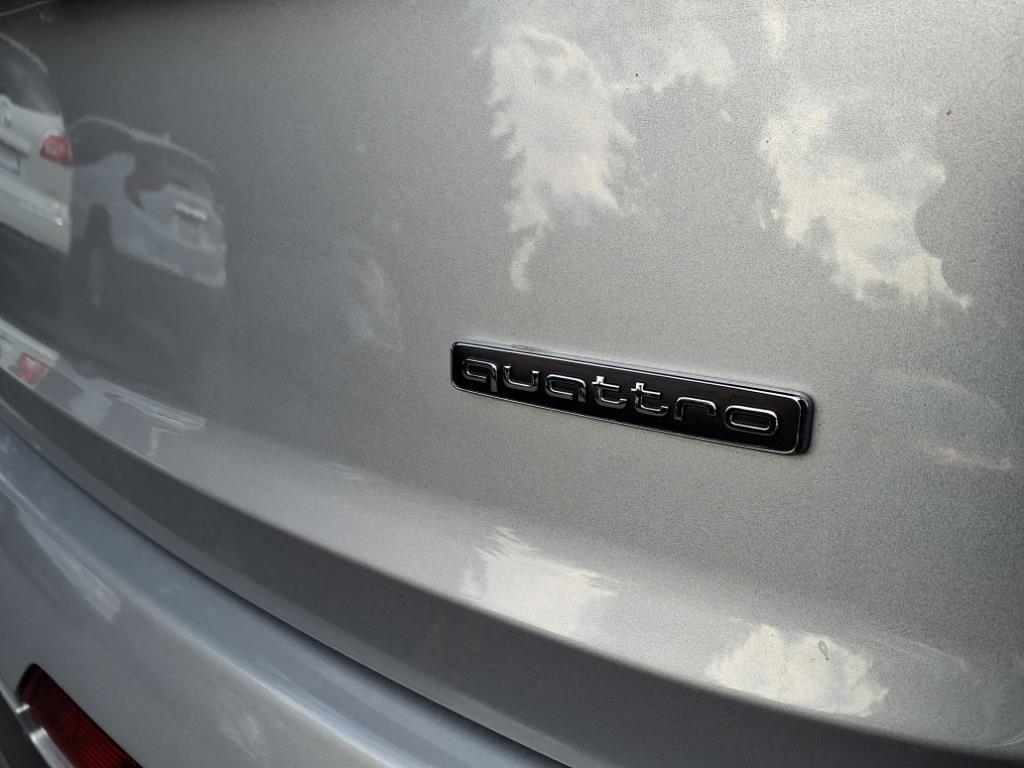 used 2021 Audi Q7 car, priced at $31,156