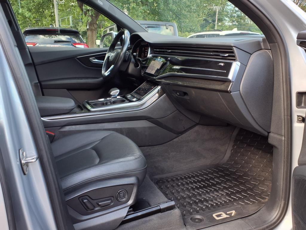 used 2021 Audi Q7 car, priced at $31,156