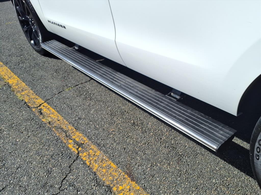 used 2022 Ford Expedition car, priced at $49,997