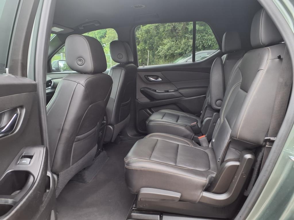 used 2023 Chevrolet Traverse car, priced at $26,883