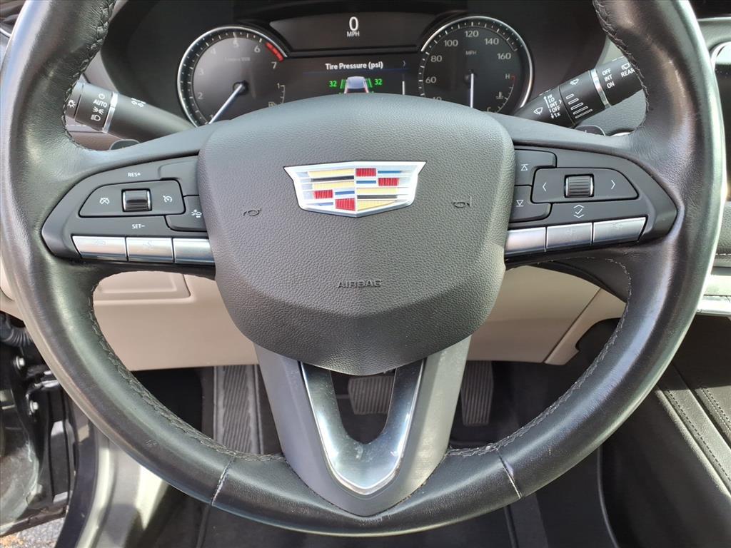 used 2022 Cadillac XT4 car, priced at $24,975