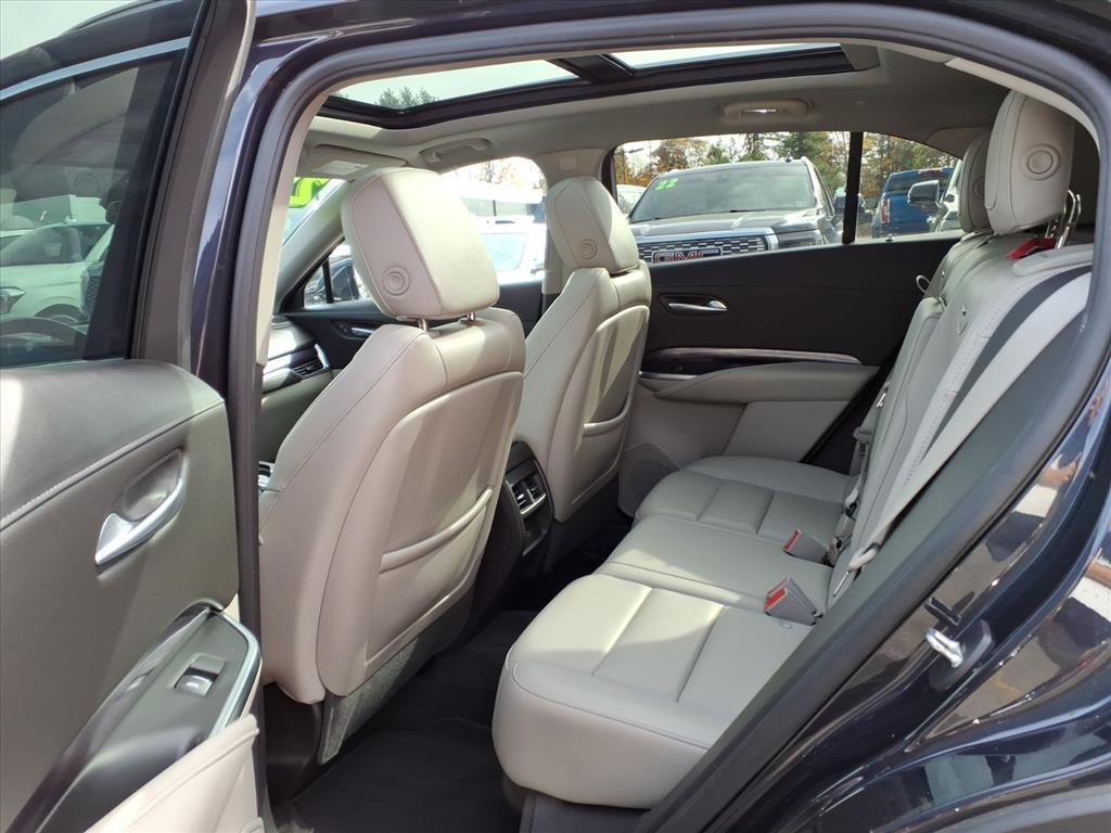 used 2022 Cadillac XT4 car, priced at $24,975