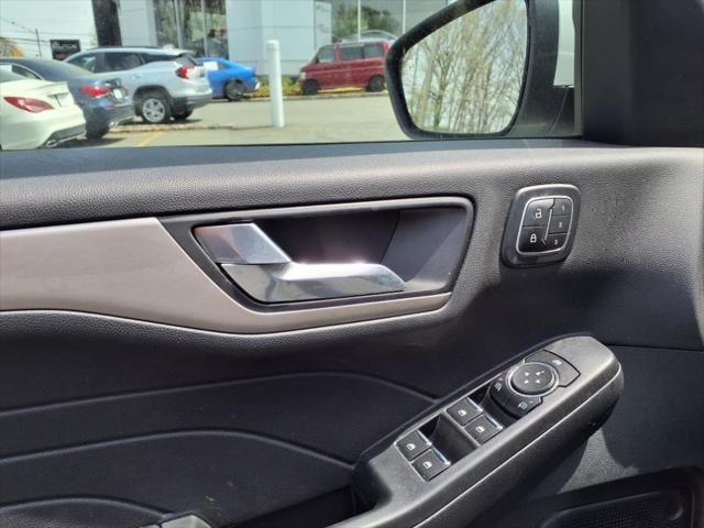 used 2022 Ford Escape car, priced at $23,692