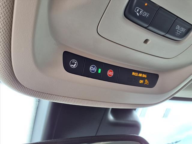 used 2021 Buick Envision car, priced at $17,989