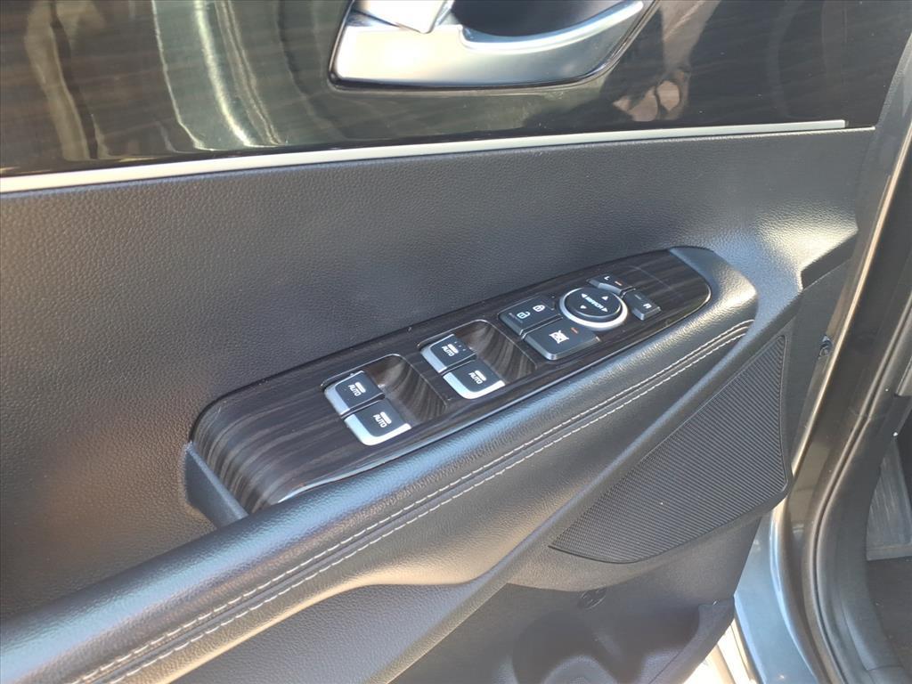 used 2020 Kia Sorento car, priced at $13,292