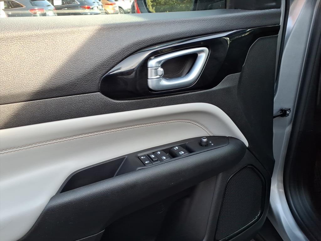 used 2022 Jeep Compass car, priced at $22,985