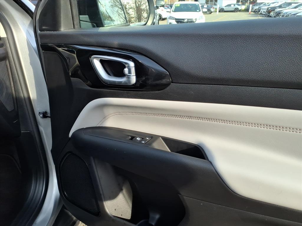 used 2022 Jeep Compass car, priced at $22,985