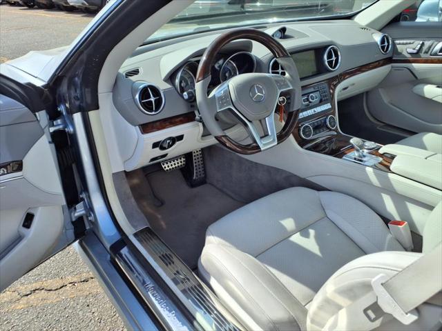 used 2016 Mercedes-Benz SL-Class car, priced at $46,130