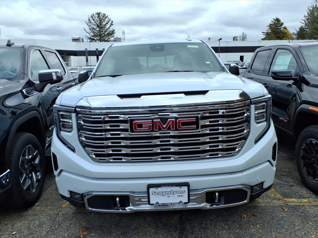 new 2026 GMC Sierra 1500 car, priced at $80,640