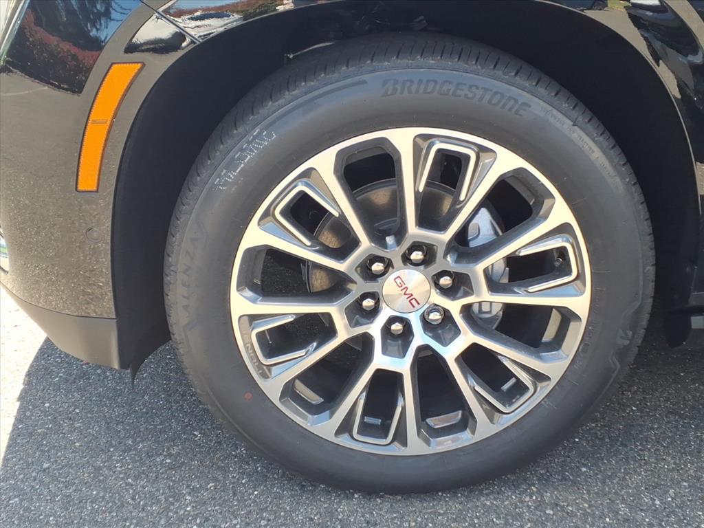 new 2025 GMC Yukon XL car, priced at $97,020