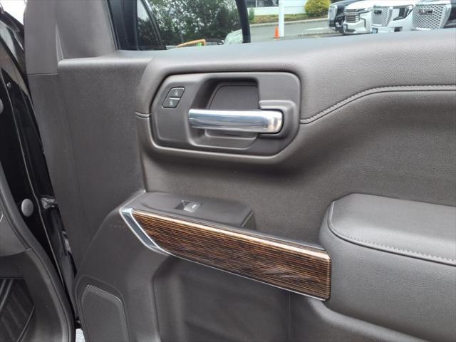 used 2022 GMC Sierra 1500 car, priced at $35,162