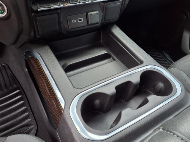 used 2022 GMC Sierra 1500 car, priced at $35,162