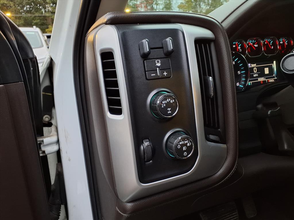 used 2017 GMC Sierra 1500 car, priced at $27,118