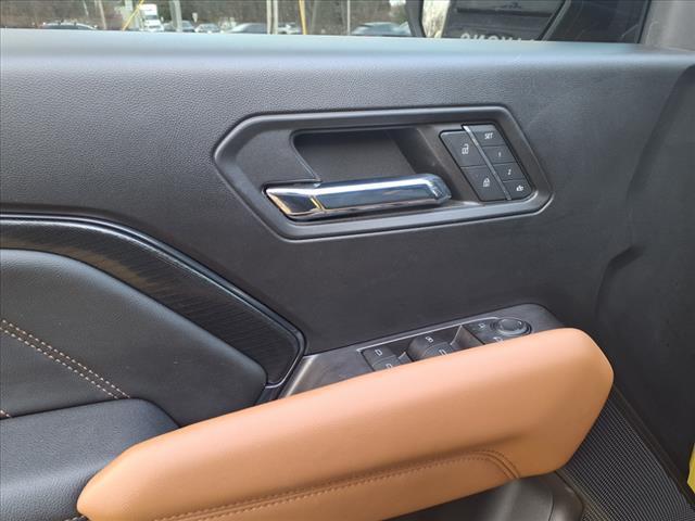 used 2023 GMC Canyon car, priced at $43,070