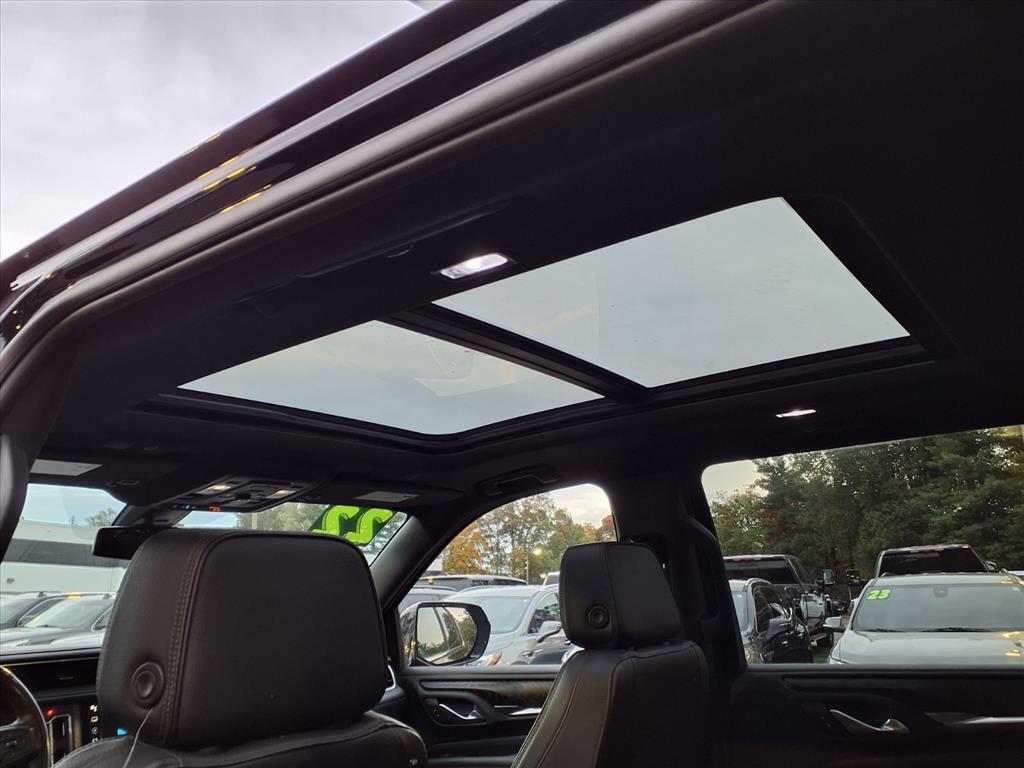 used 2022 GMC Yukon XL car, priced at $49,993