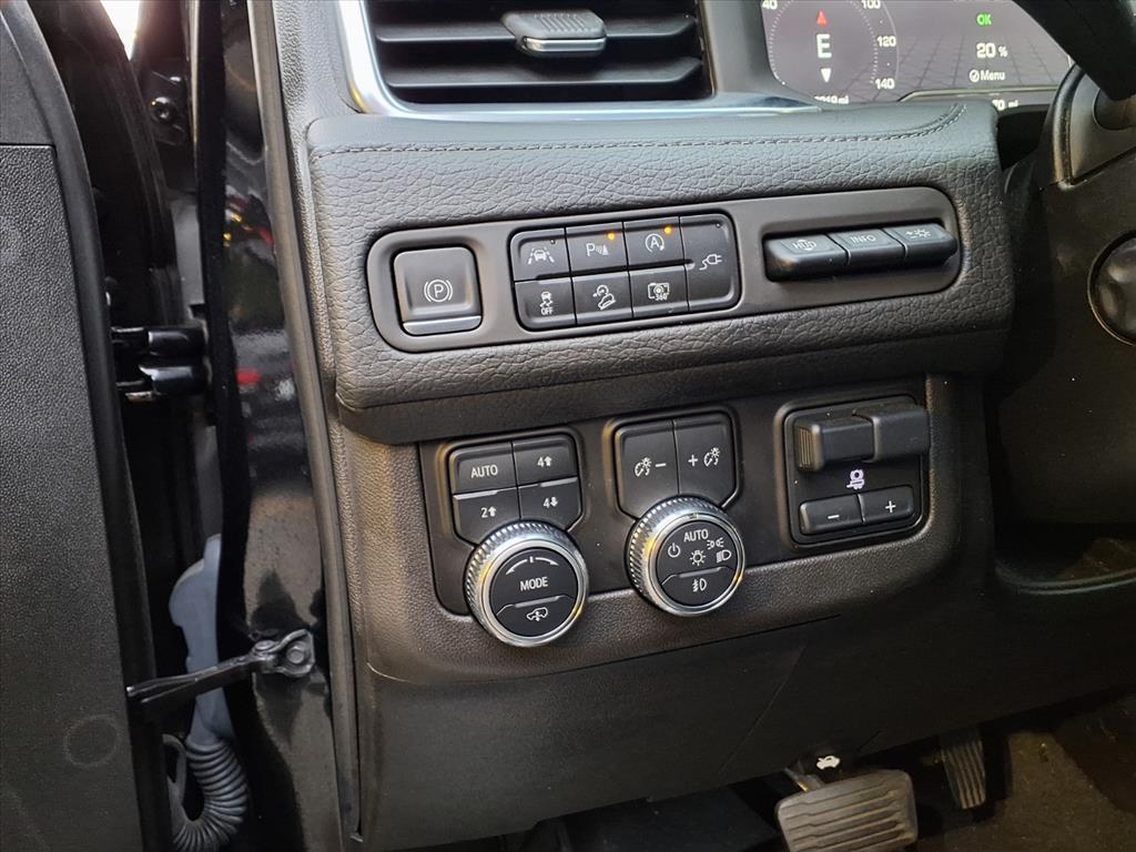 used 2022 GMC Yukon XL car, priced at $49,993