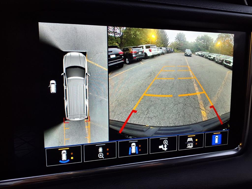 used 2022 GMC Yukon XL car, priced at $49,993