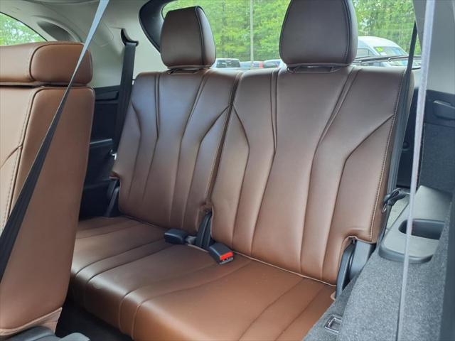 used 2022 Acura MDX car, priced at $39,985