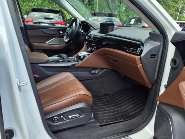 used 2022 Acura MDX car, priced at $39,985