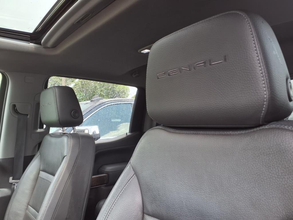 used 2021 GMC Sierra 1500 car, priced at $41,967