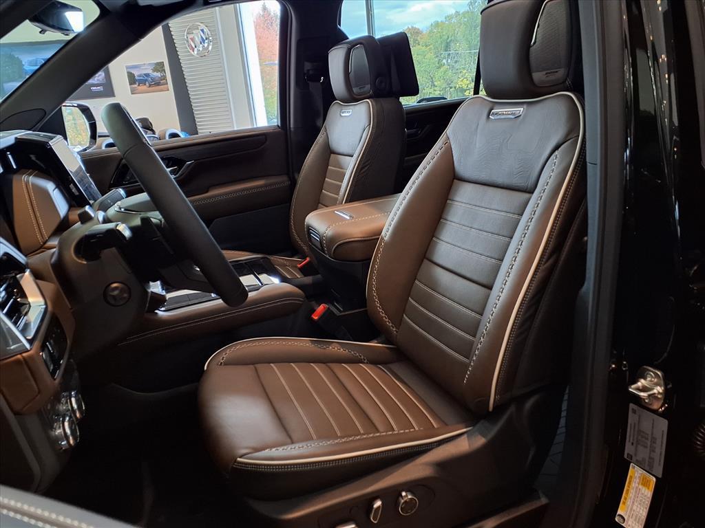 new 2025 GMC Yukon XL car, priced at $109,085