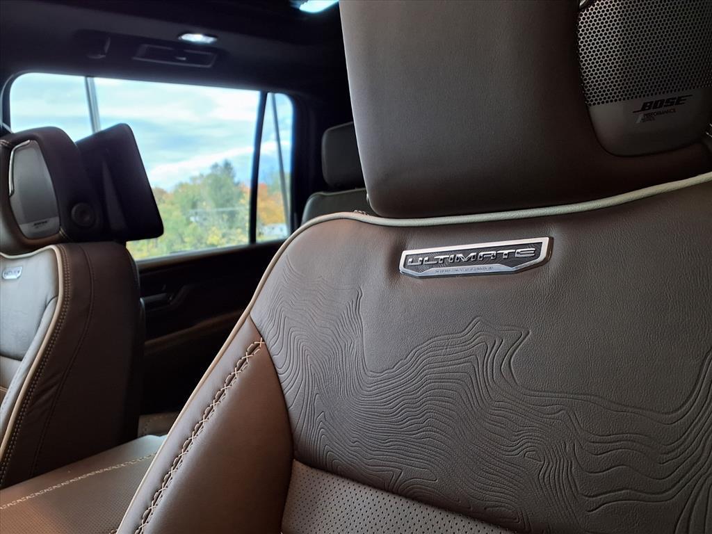 new 2025 GMC Yukon XL car, priced at $109,085