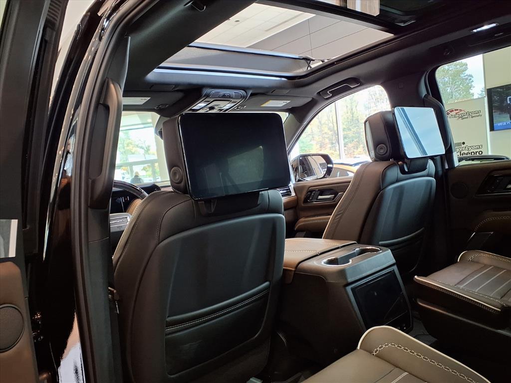 new 2025 GMC Yukon XL car, priced at $109,085