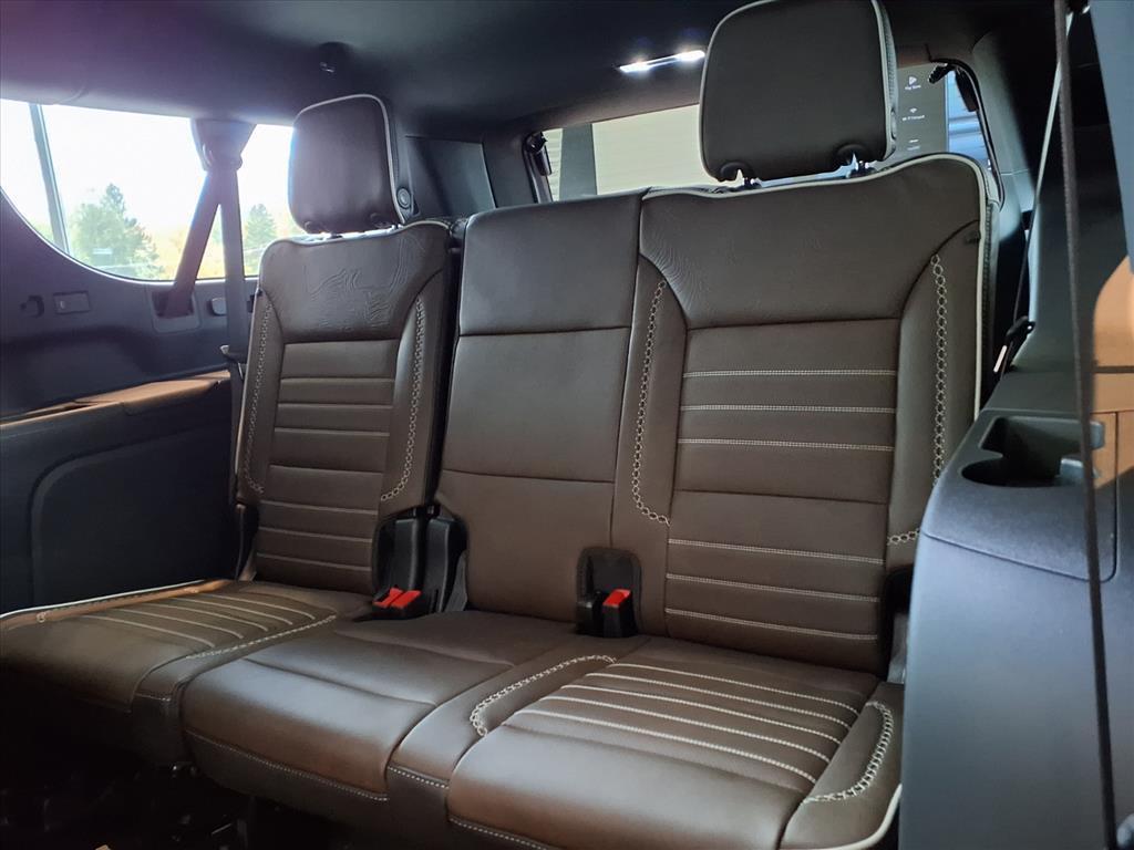 new 2025 GMC Yukon XL car, priced at $109,085
