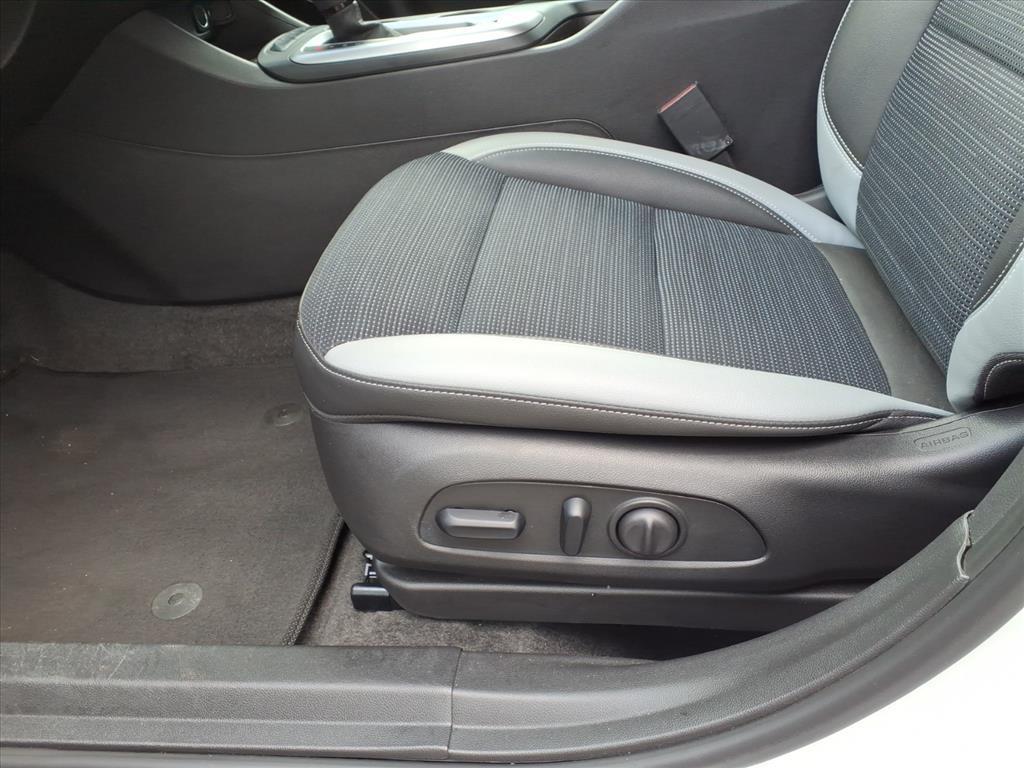 used 2025 Buick Envista car, priced at $21,299