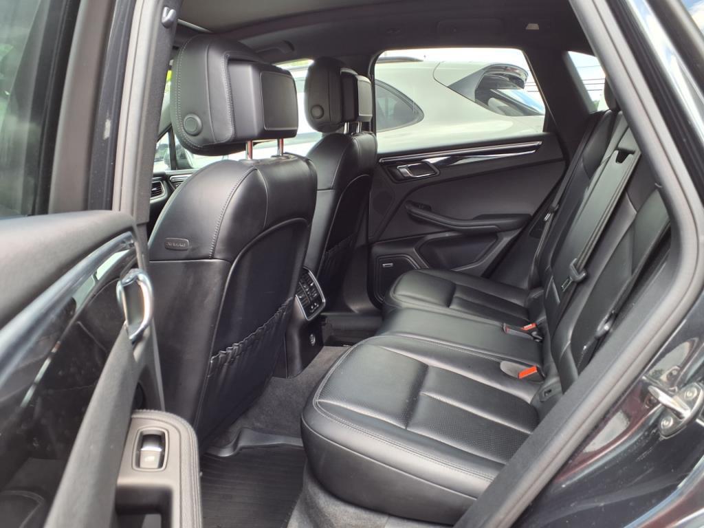 used 2018 Porsche Macan car, priced at $20,727
