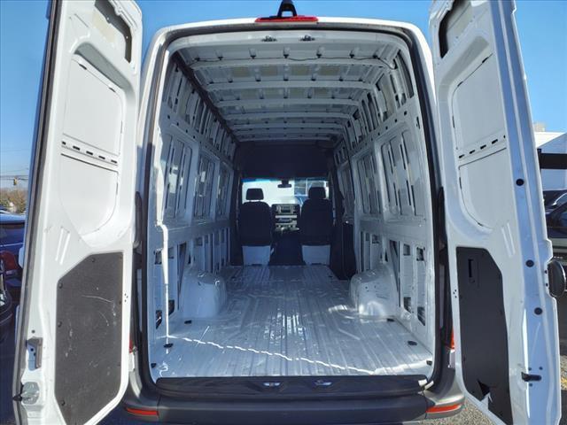 used 2023 Mercedes-Benz Sprinter 3500 car, priced at $51,615