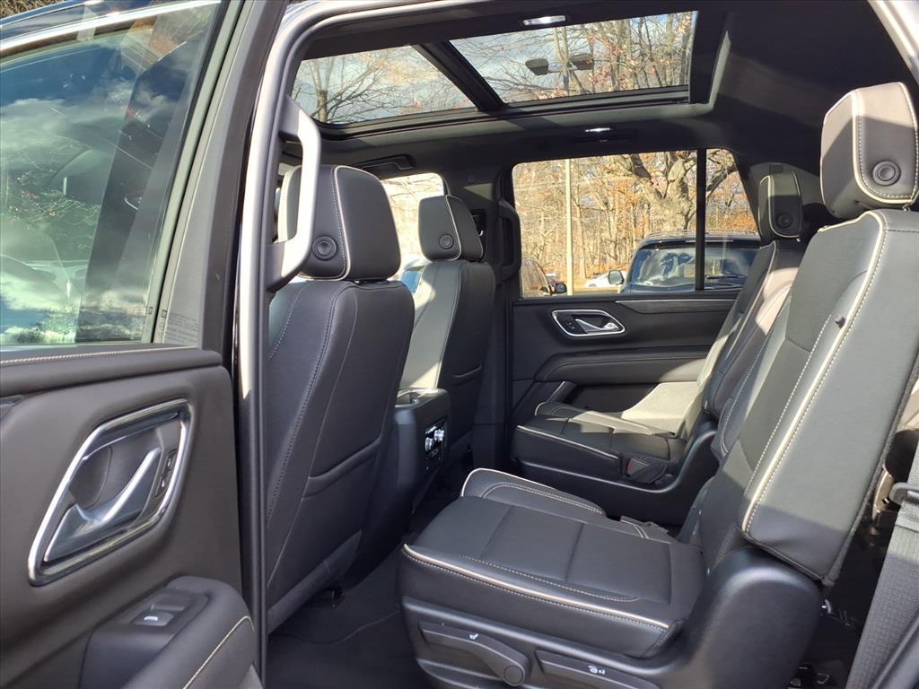 used 2023 GMC Yukon car, priced at $53,985