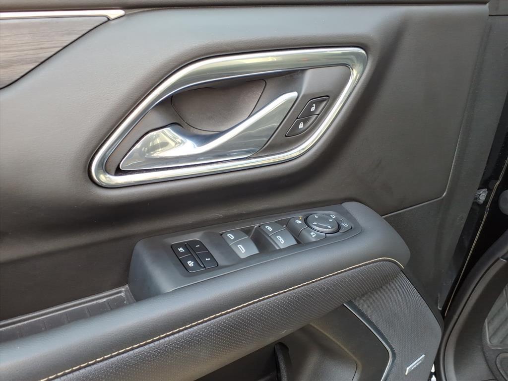 used 2023 GMC Yukon car, priced at $53,985