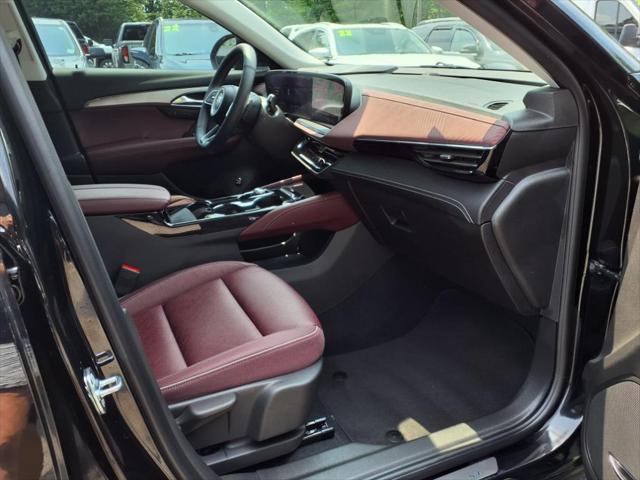 used 2024 Buick Envision car, priced at $32,479