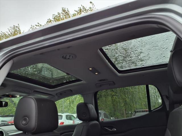 used 2023 GMC Acadia car, priced at $34,730